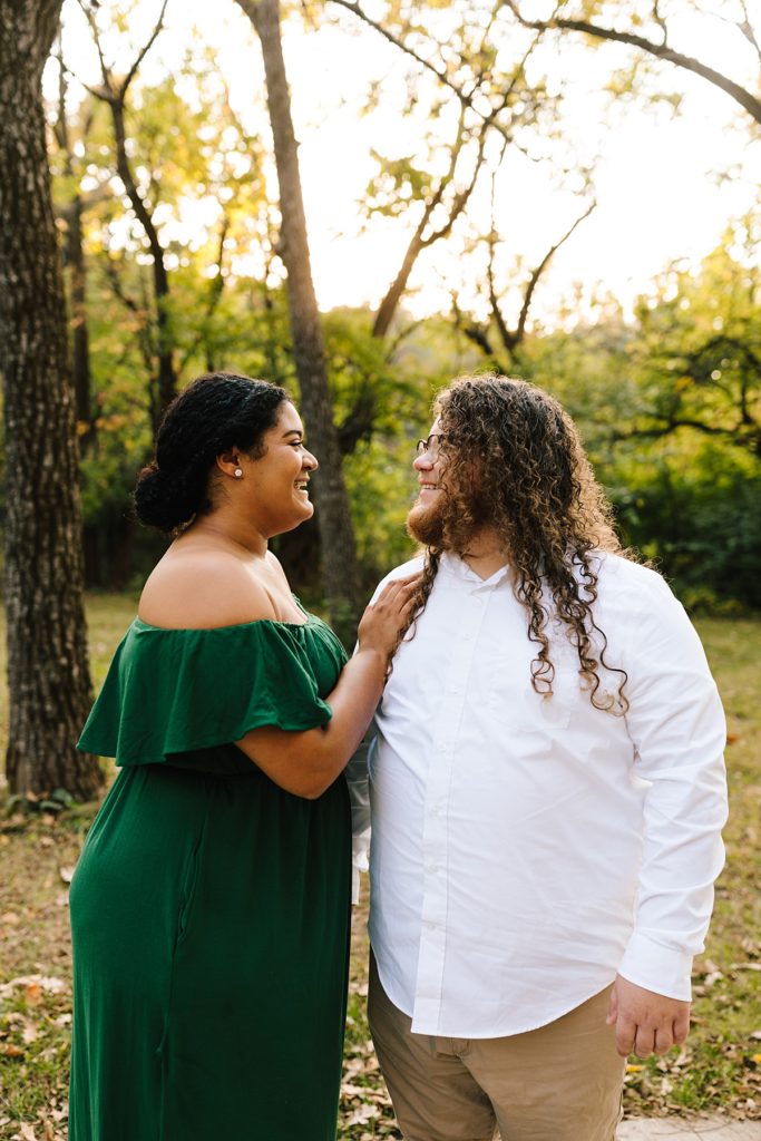 Shawnee Mission Park, Fall engagement session, fall photos, shawnee mission park photographer, kansas city photographer, engagement photographer, engagement photos, couples photos, green maxi dress