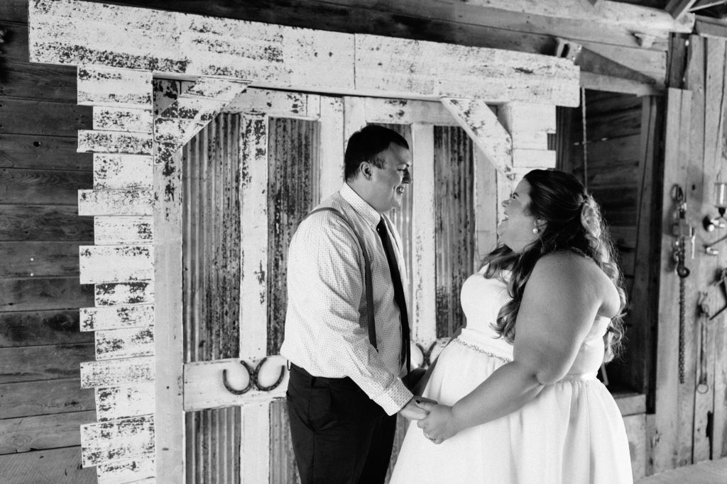 first look, bride and groom first look, summer wedding at The Barn at Cricket Creek, Kansas City photographer