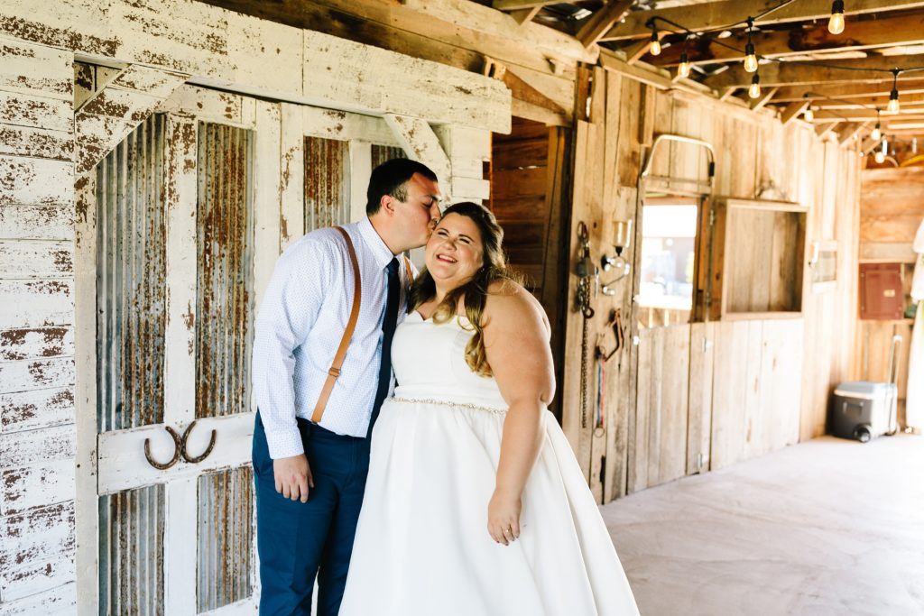 first look, bride and groom first look, summer wedding at The Barn at Cricket Creek, Kansas City photographer, barn wedding venue