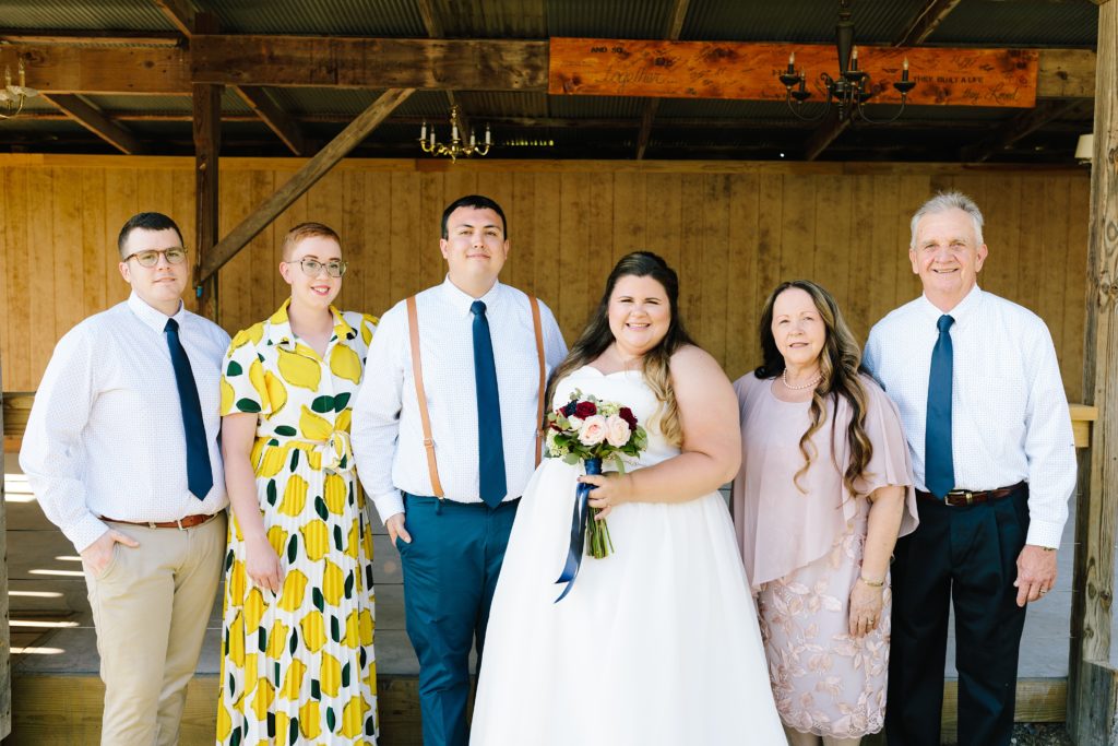 summer wedding at The Barn at Cricket Creek, Kansas City wedding photographer, brides family, family photos