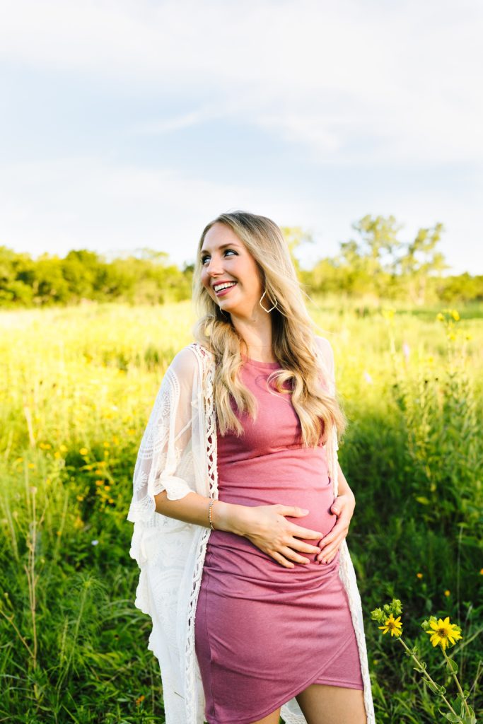 sunrise maternity session at Shawnee Mission Park, Kansas City Photographer, mom, mother, pregnant, maternity pictures, baby girl, halfway through pregnancy, baby announcement, gender reveal