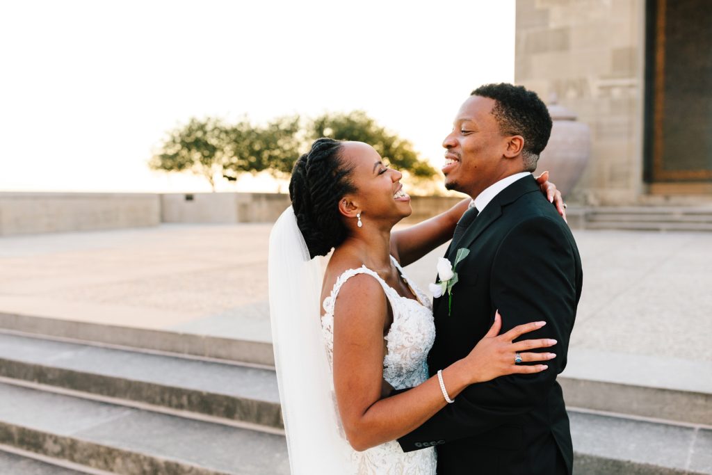 How to elope in kansas city, kansas city wedding photographer, how to plan an elopement, liberty memorial, wwi museum, outdoor elopement, natalie nichole photography, kansas city elopement photographer, kansas city elopement, lace wedding dress, how to tell your family you're eloping