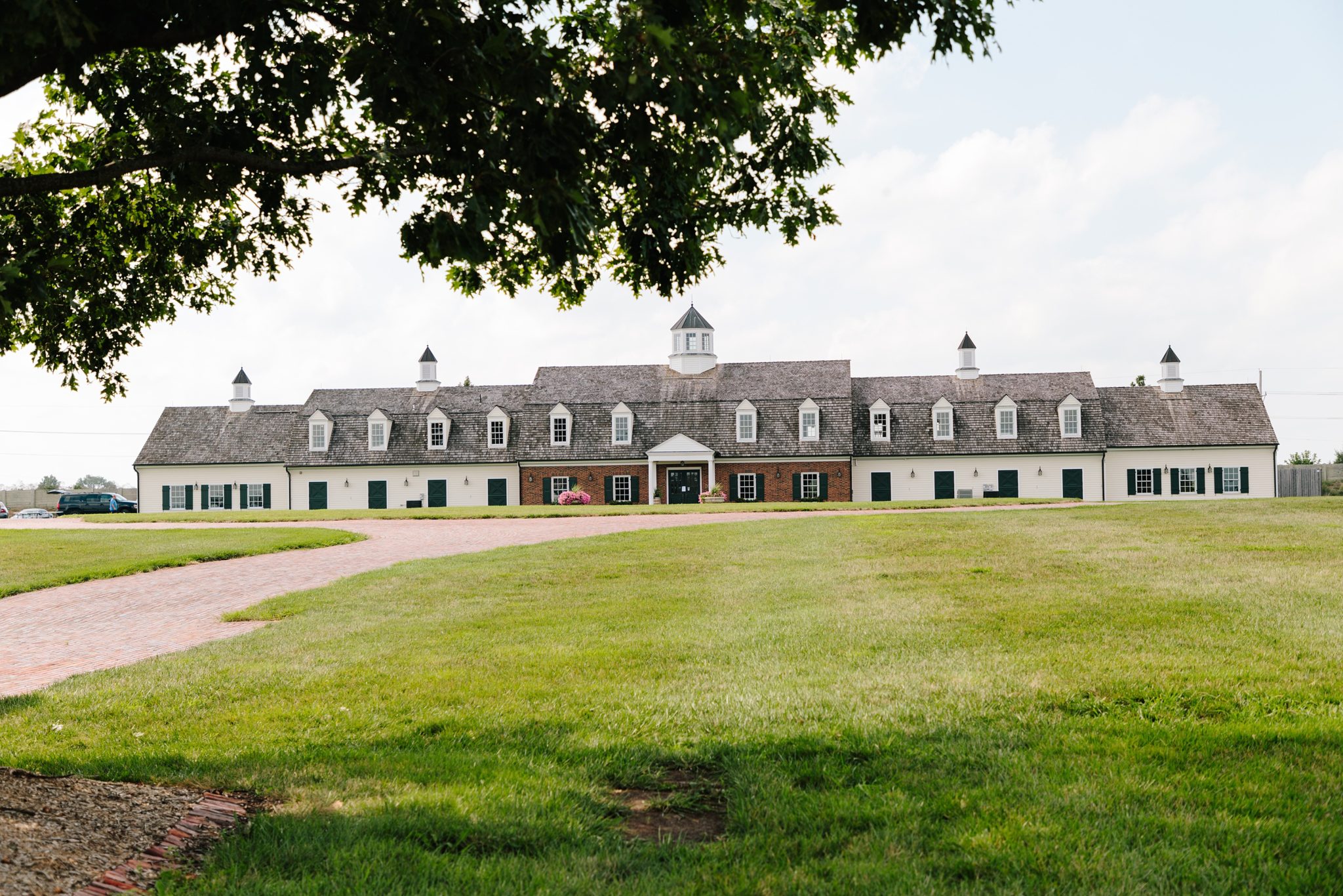 Summer Wedding at Mildale Farm | Natalie Nichole