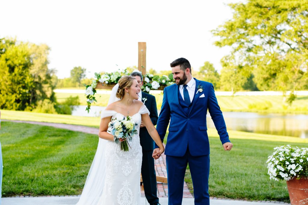 Summer Wedding at Mildale Farm, Natalie Nichole Photography, Kansas City Wedding Photographer, newly married, what to do the week after you get married, outdoor wedding, wedding ceremony outside