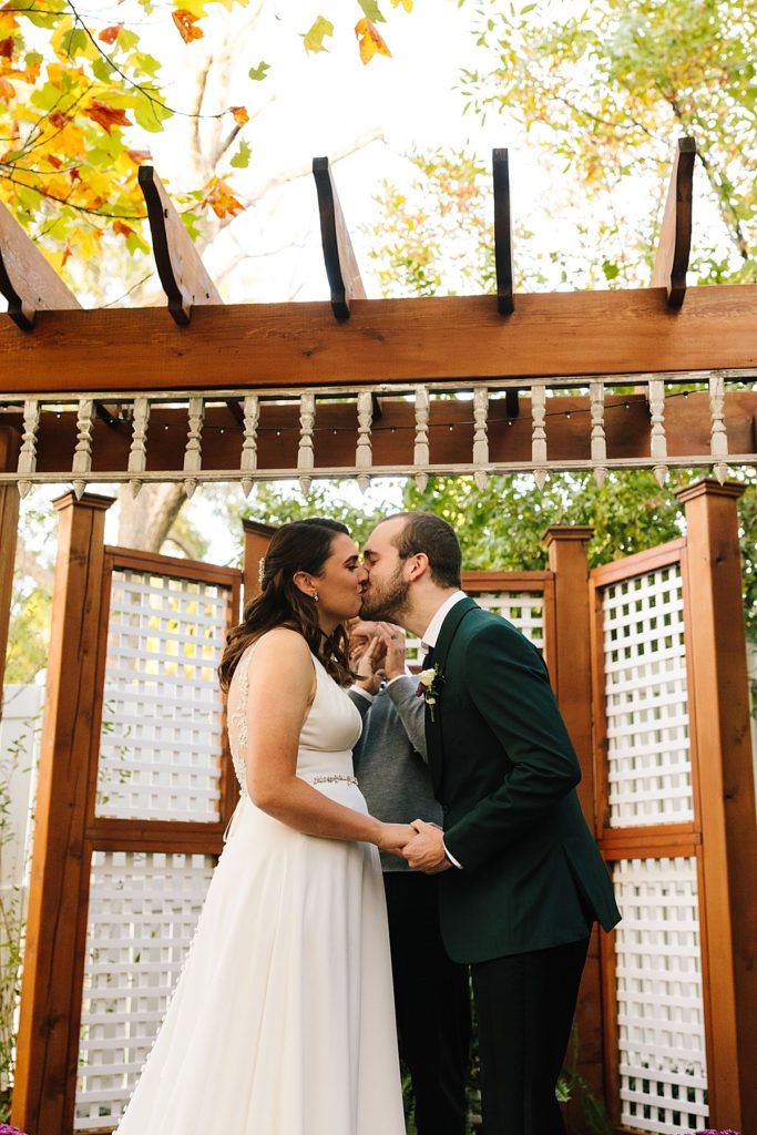 intimate october wedding during the covid-19 pandemic in kansas city