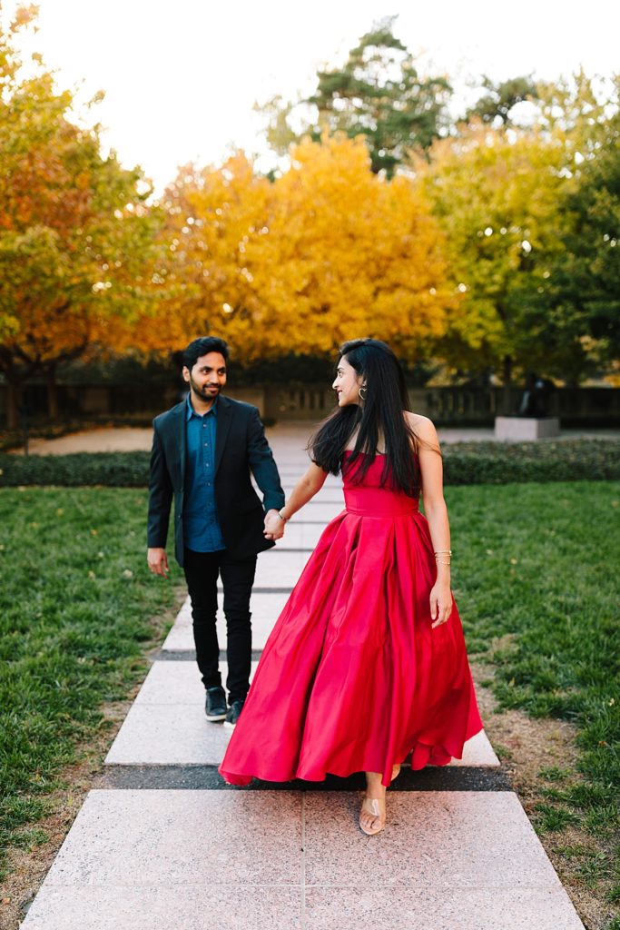 the Nelson Atkins Museum of Art, Kansas City Photographer, red ball gown, fall engagement photos, couples session,